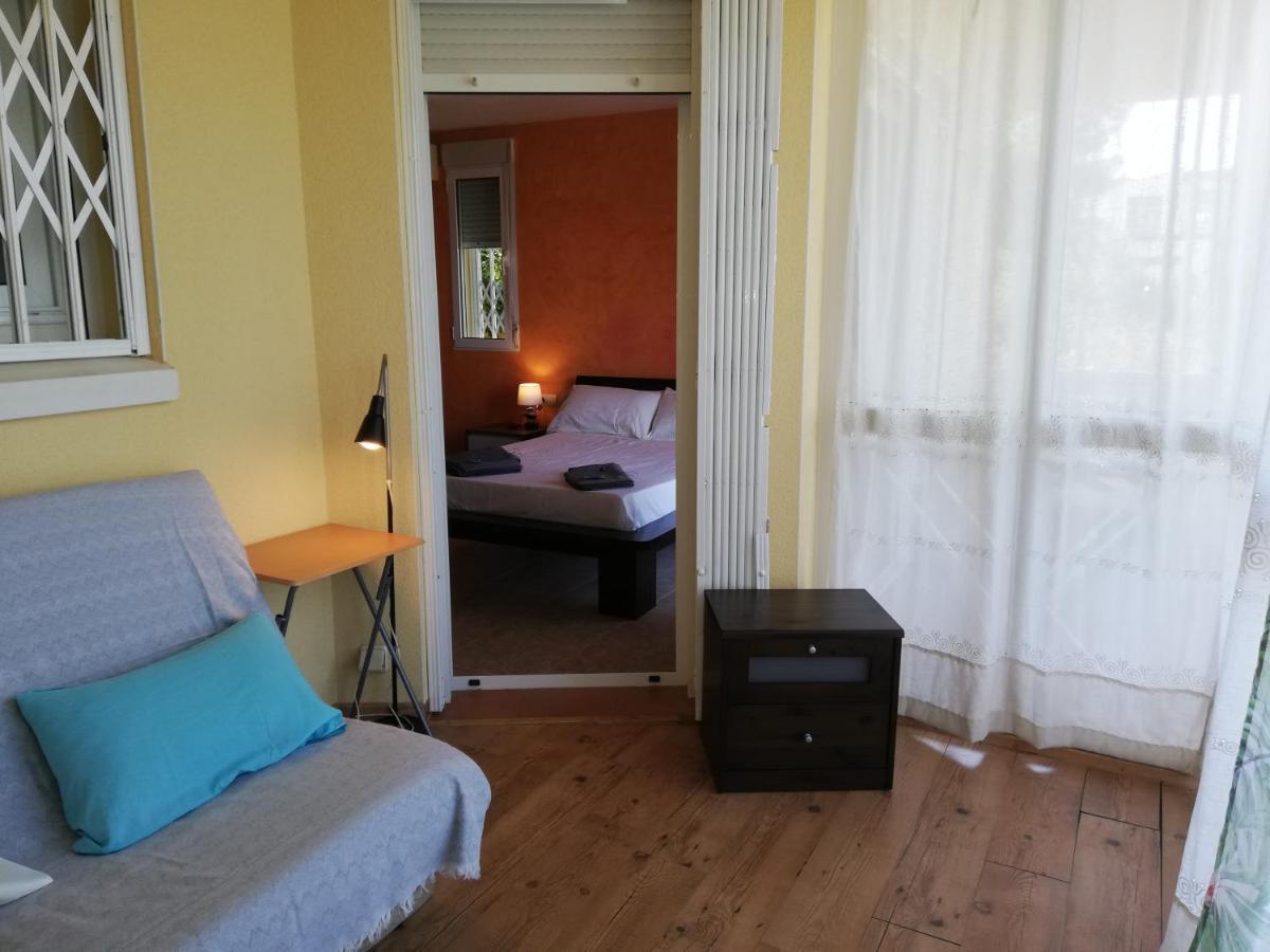 Sweet Apartment *